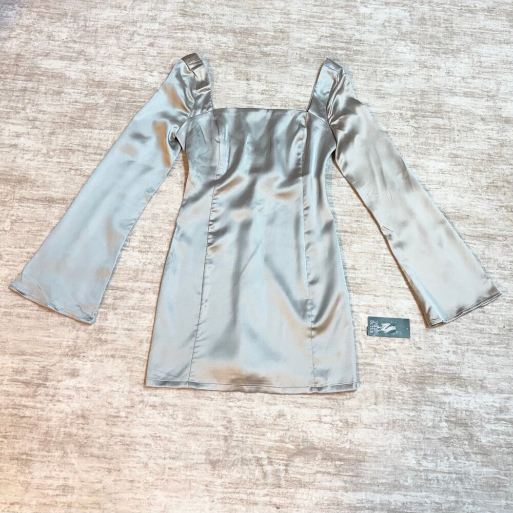 Wild Fable Women XS Silver Metallic Square Long Bell Sleeve Satin MIdi Dress New